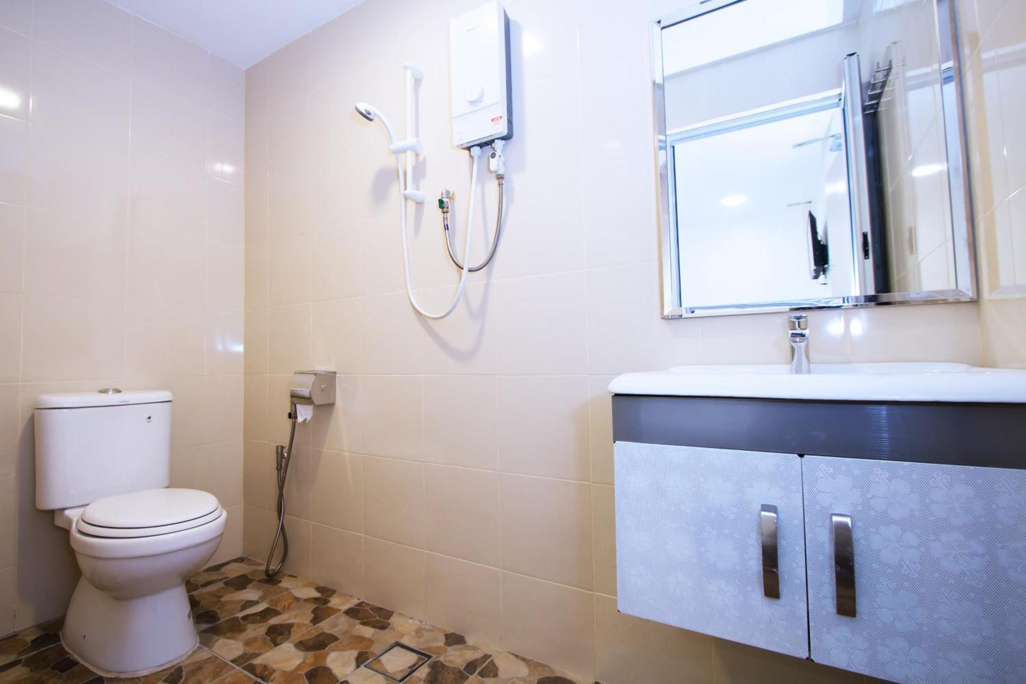 Star Romantic Batu Pahat Exterior photo